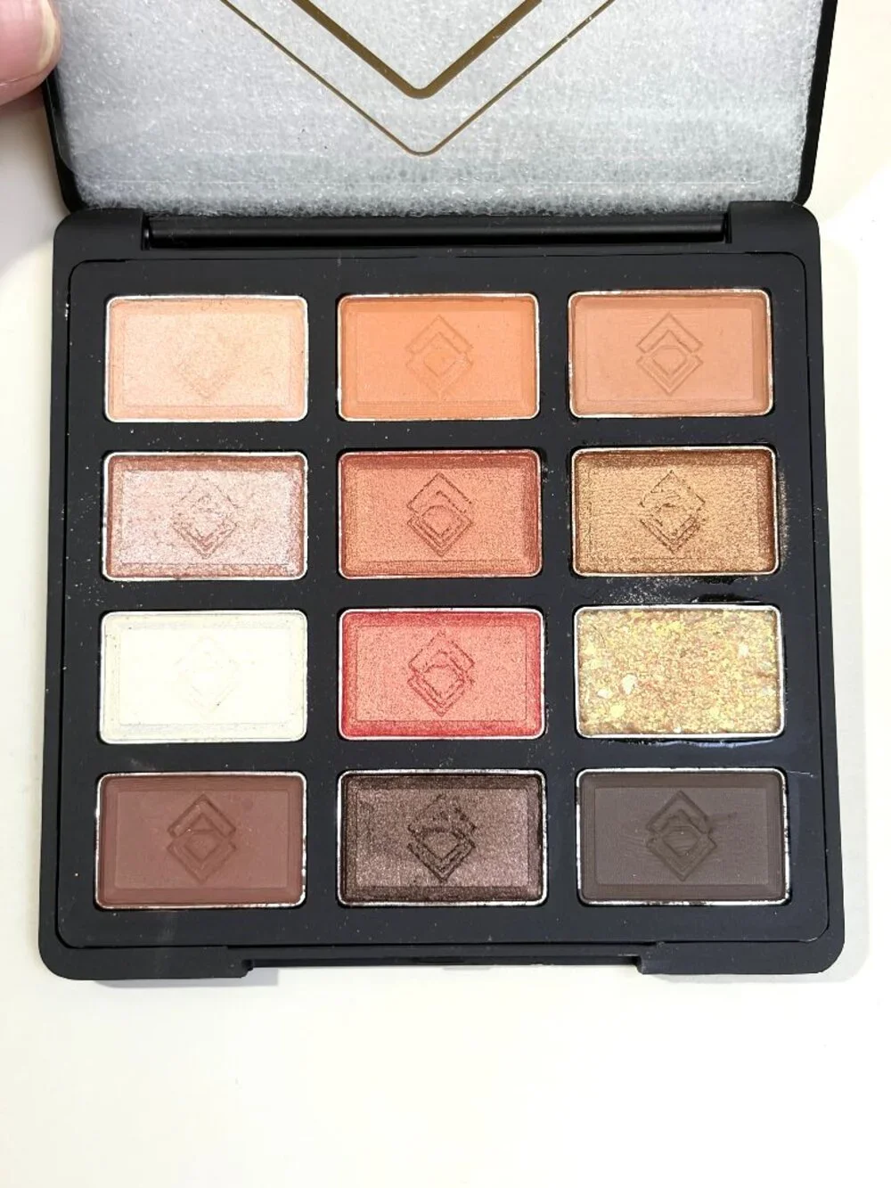 NWOT Mirenesse The Lovers Collection 7 Naked Lust Eyeshadow Palette